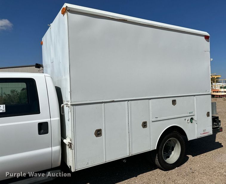 image for item DD3227 2008 Ford F550 Super Duty  Crew Cab utility / service truck