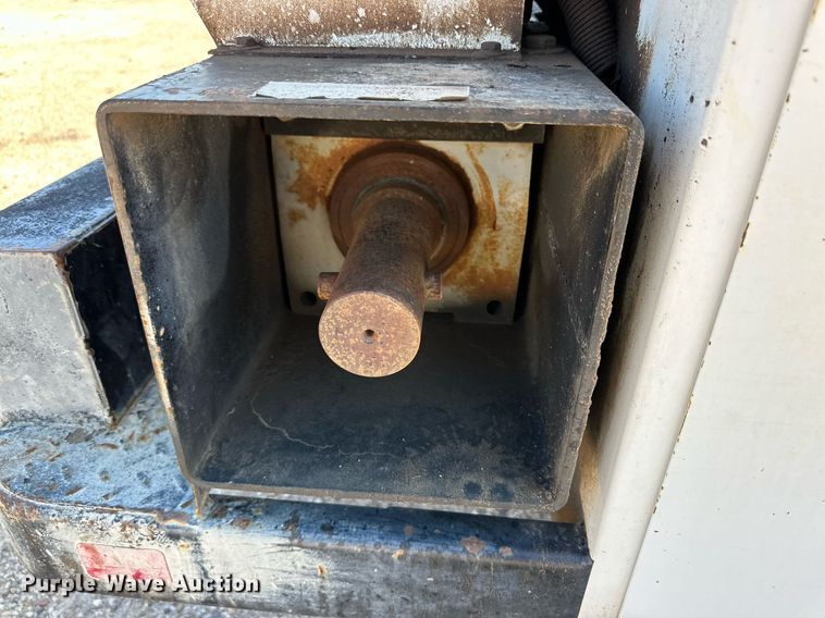 image for item DD3227 2008 Ford F550 Super Duty  Crew Cab utility / service truck