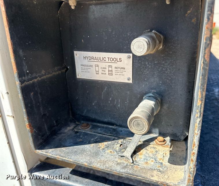 image for item DD3227 2008 Ford F550 Super Duty  Crew Cab utility / service truck