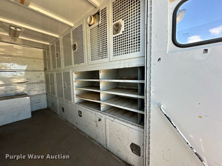 image for item DD3227 2008 Ford F550 Super Duty  Crew Cab utility / service truck