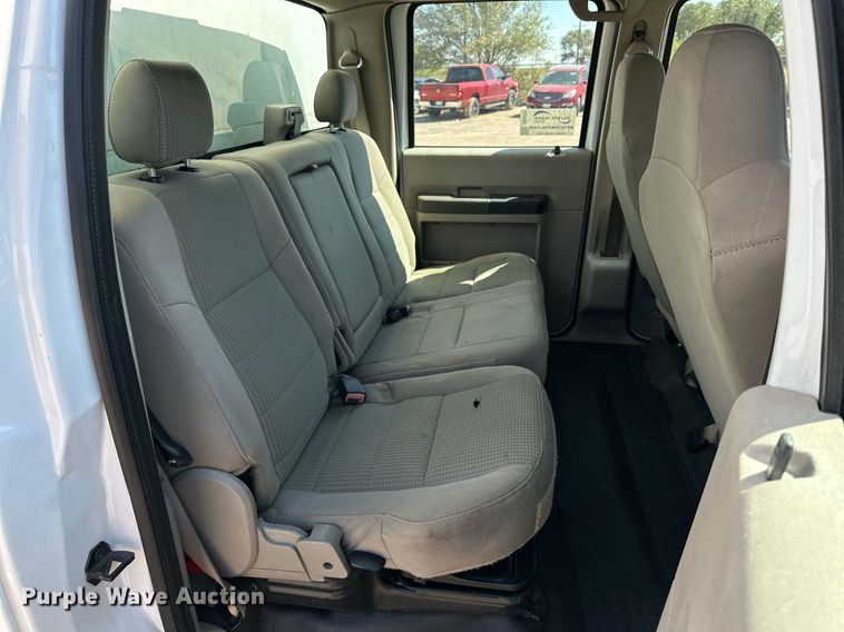 image for item DD3227 2008 Ford F550 Super Duty  Crew Cab utility / service truck