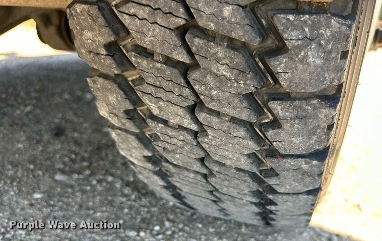 image for item DD3227 2008 Ford F550 Super Duty  Crew Cab utility / service truck