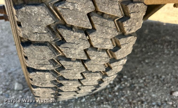 image for item DD3227 2008 Ford F550 Super Duty  Crew Cab utility / service truck