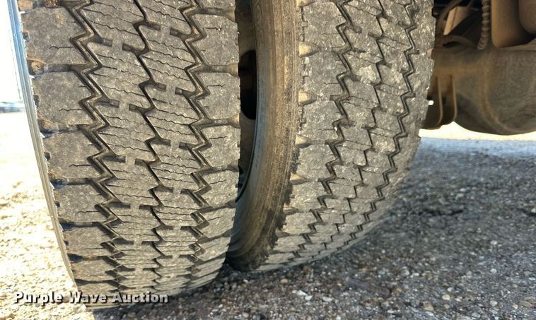 image for item DD3227 2008 Ford F550 Super Duty  Crew Cab utility / service truck