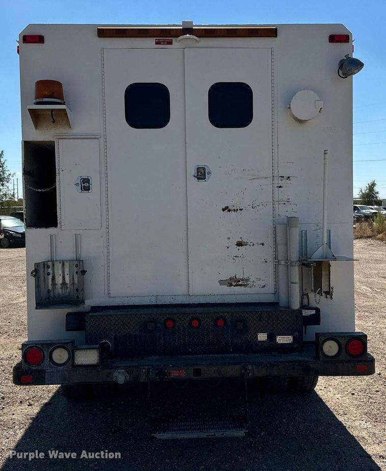 image for item DD3229 2008 Ford F550 Super Duty  utility / service truck
