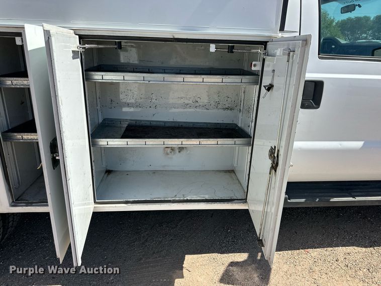 image for item DD3229 2008 Ford F550 Super Duty  utility / service truck