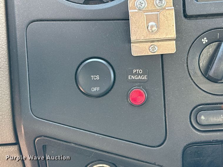 image for item DD3229 2008 Ford F550 Super Duty  utility / service truck