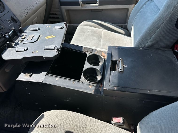 image for item DD3229 2008 Ford F550 Super Duty  utility / service truck
