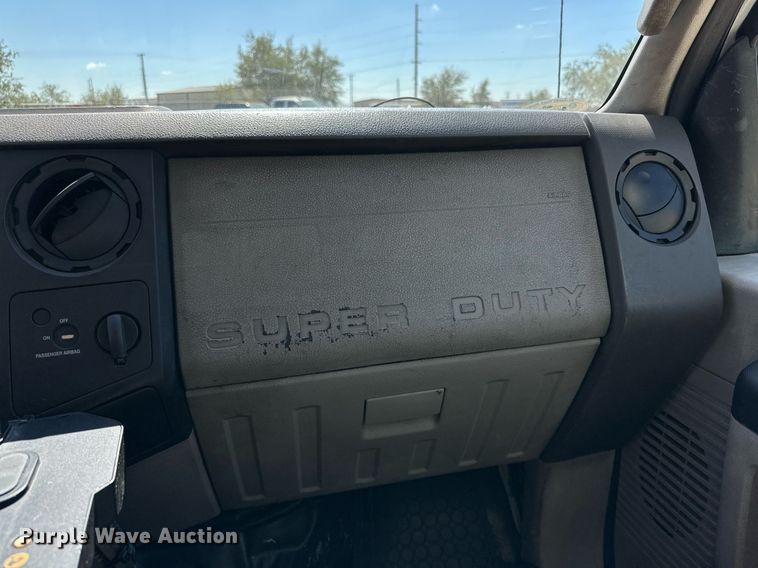 image for item DD3229 2008 Ford F550 Super Duty  utility / service truck