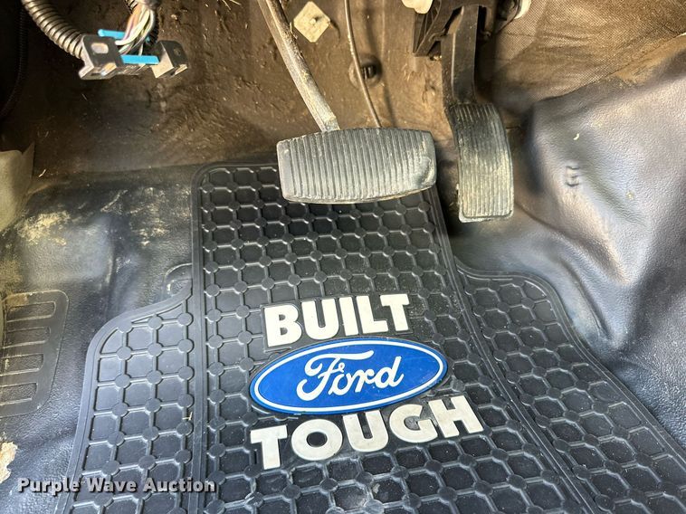 image for item DD3229 2008 Ford F550 Super Duty  utility / service truck