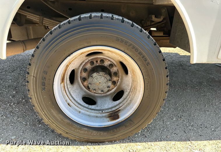 image for item DD3229 2008 Ford F550 Super Duty  utility / service truck