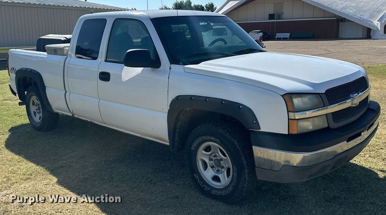 image for item DD3231 2003 Chevrolet Silverado 1500 Ext. Cab pickup truck