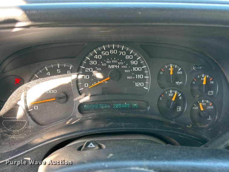 image for item DD3231 2003 Chevrolet Silverado 1500 Ext. Cab pickup truck