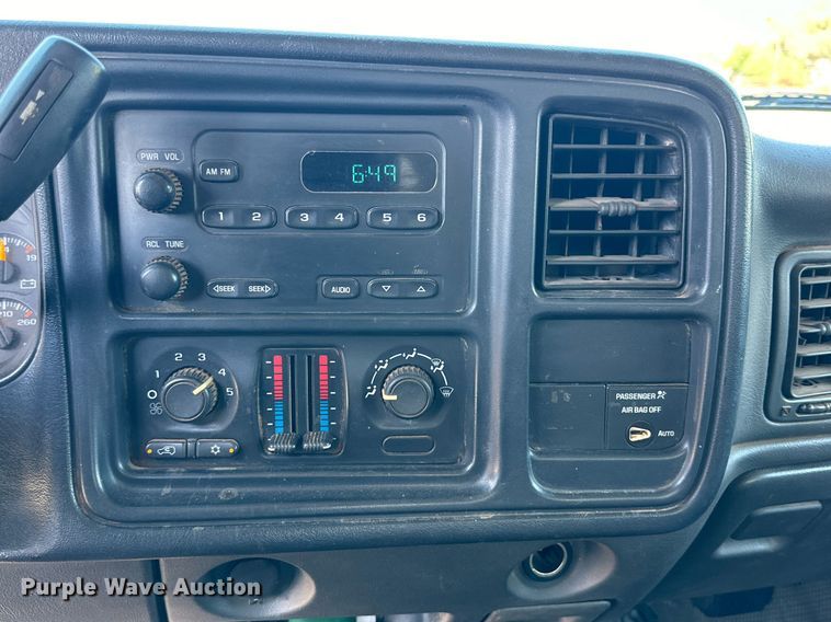 image for item DD3231 2003 Chevrolet Silverado 1500 Ext. Cab pickup truck