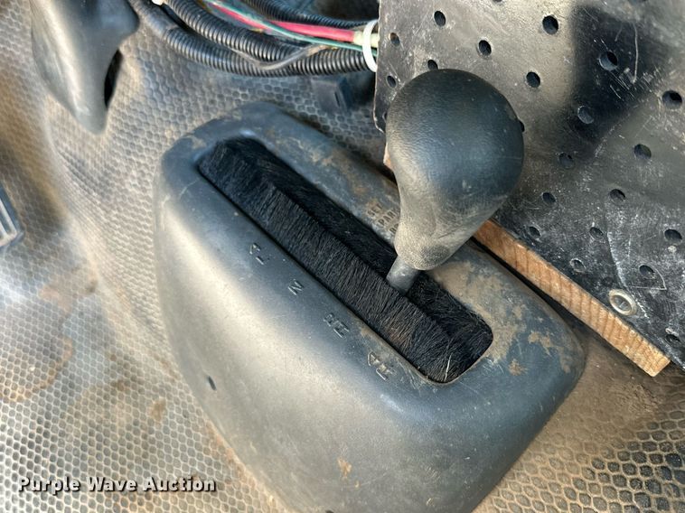 image for item DD3231 2003 Chevrolet Silverado 1500 Ext. Cab pickup truck