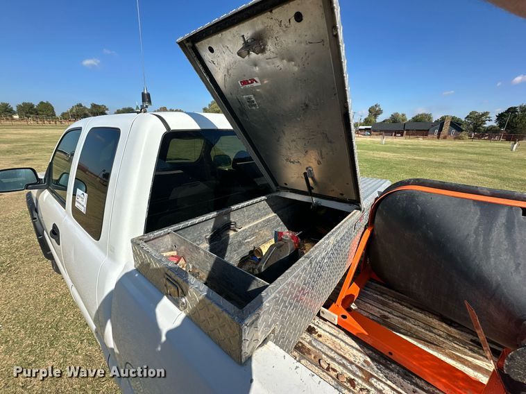 image for item DD3231 2003 Chevrolet Silverado 1500 Ext. Cab pickup truck