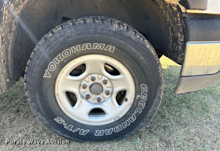 image for item DD3231 2003 Chevrolet Silverado 1500 Ext. Cab pickup truck