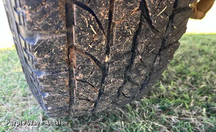 image for item DD3231 2003 Chevrolet Silverado 1500 Ext. Cab pickup truck