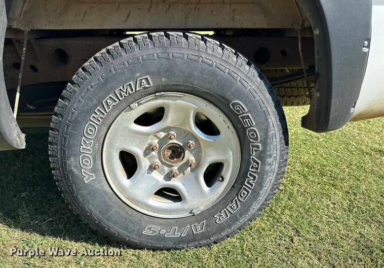 image for item DD3231 2003 Chevrolet Silverado 1500 Ext. Cab pickup truck