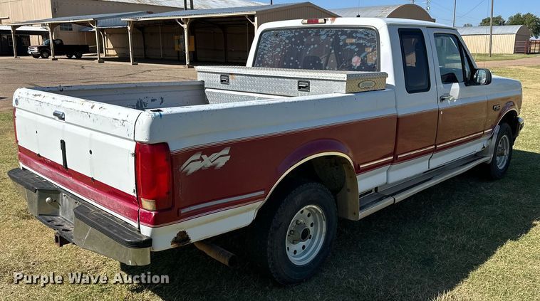 image for item DD3232 1994 Ford F150 SuperCab pickup truck