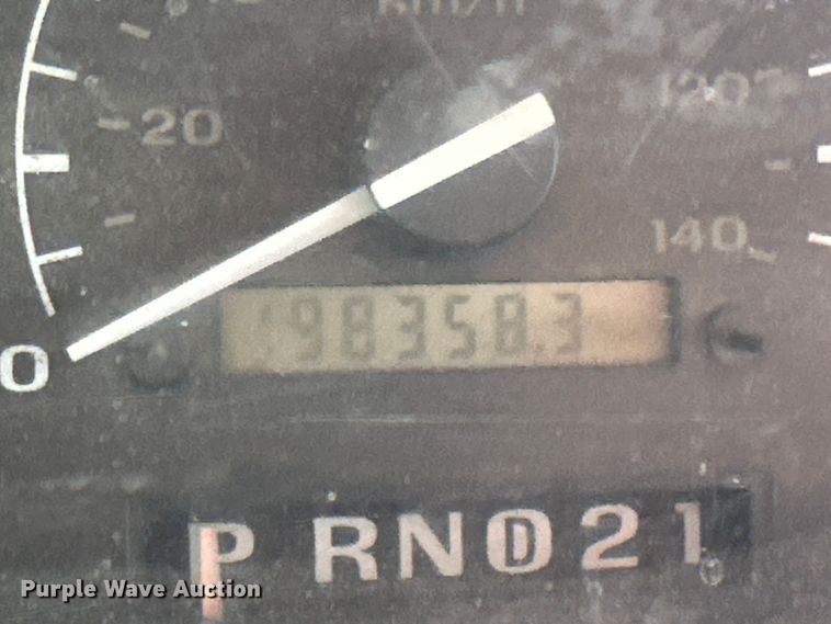 image for item DD3232 1994 Ford F150 SuperCab pickup truck