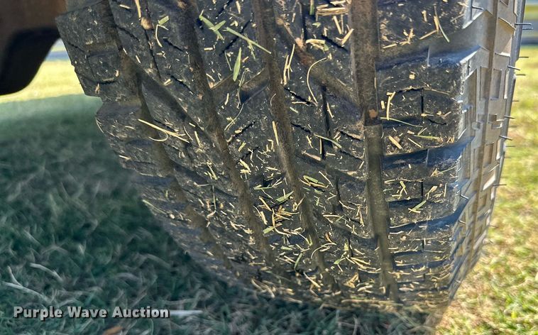 image for item DD3232 1994 Ford F150 SuperCab pickup truck