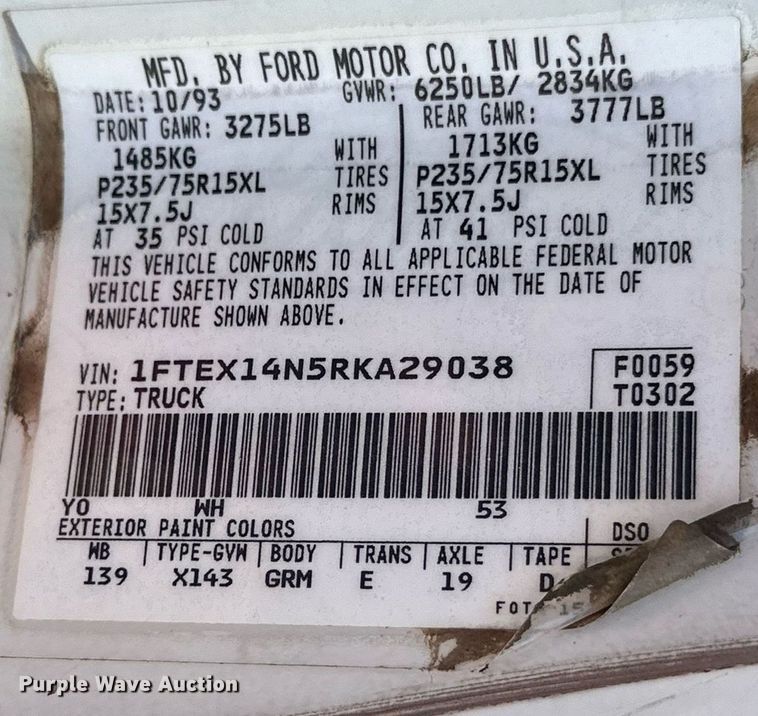 image for item DD3232 1994 Ford F150 SuperCab pickup truck