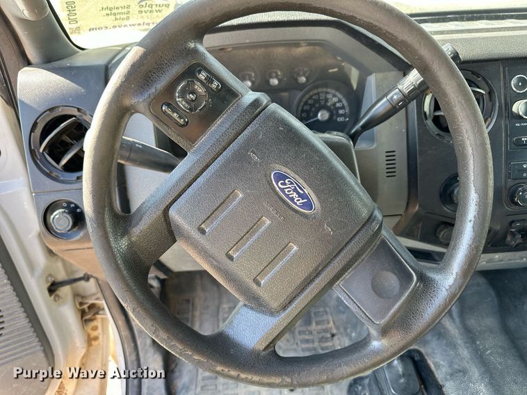 image for item DL0450 2012 Ford F250 Super Duty XL Crew Cab pickup truck