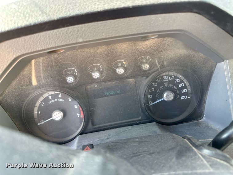 image for item DL0450 2012 Ford F250 Super Duty XL Crew Cab pickup truck