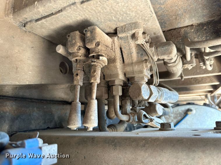 image for item DL0456 2014 Autocar ACX refuse truck