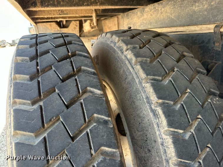 image for item DL0456 2014 Autocar ACX refuse truck