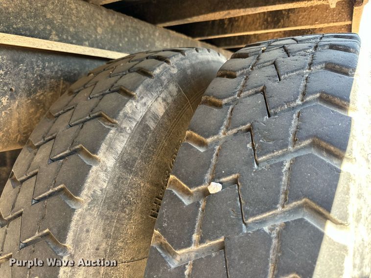 image for item DL0456 2014 Autocar ACX refuse truck