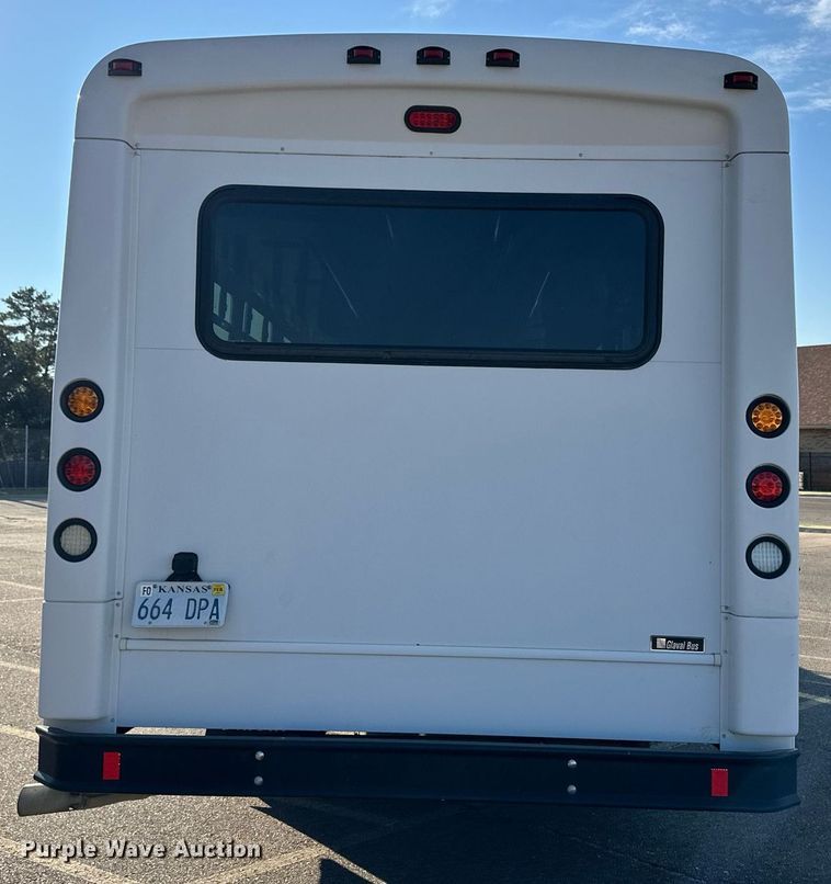 image for item DL0463 2011 Glaval F550 shuttle bus