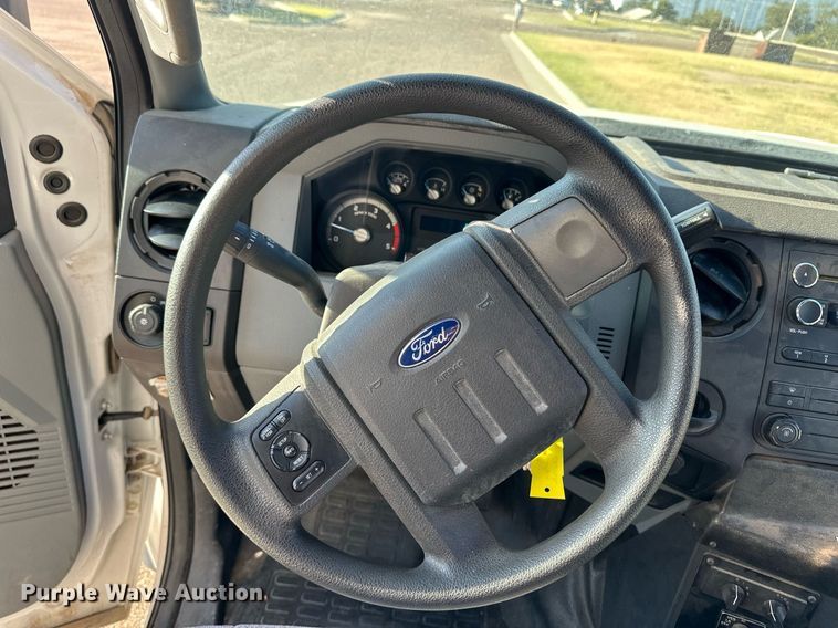 image for item DL0463 2011 Glaval F550 shuttle bus