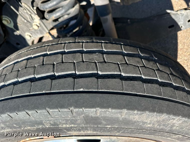 image for item DL0463 2011 Glaval F550 shuttle bus