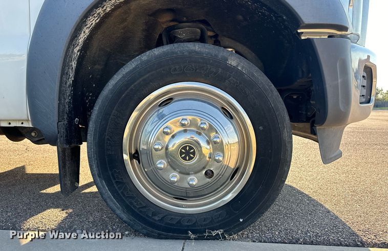 image for item DL0463 2011 Glaval F550 shuttle bus