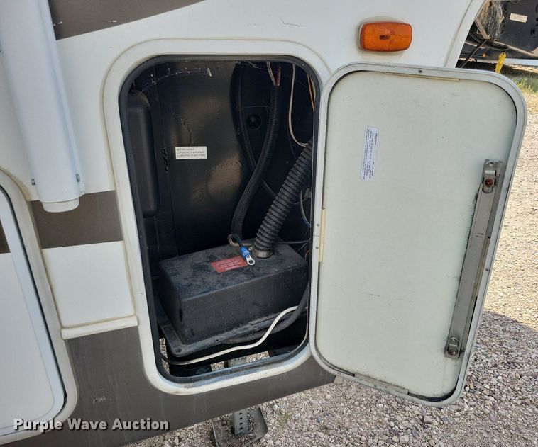 image for item DN3521 2014 Keystone Cougar X-Lite camper