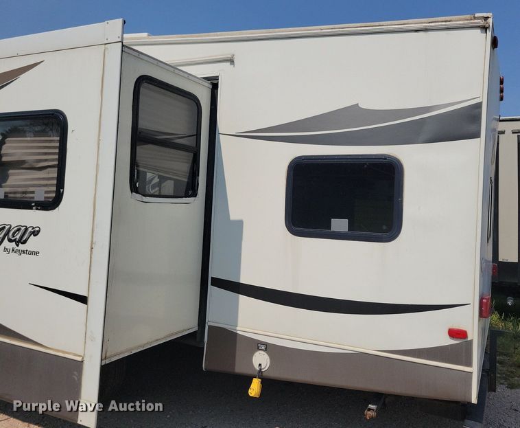 image for item DN3521 2014 Keystone Cougar X-Lite camper