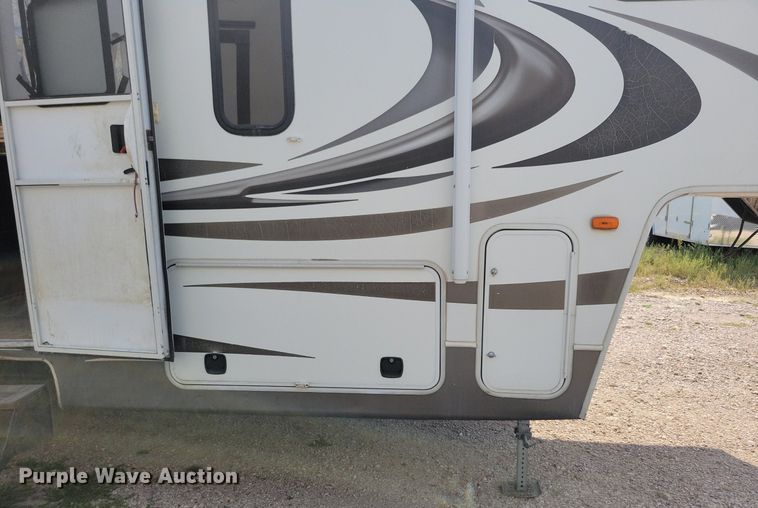 image for item DN3521 2014 Keystone Cougar X-Lite camper