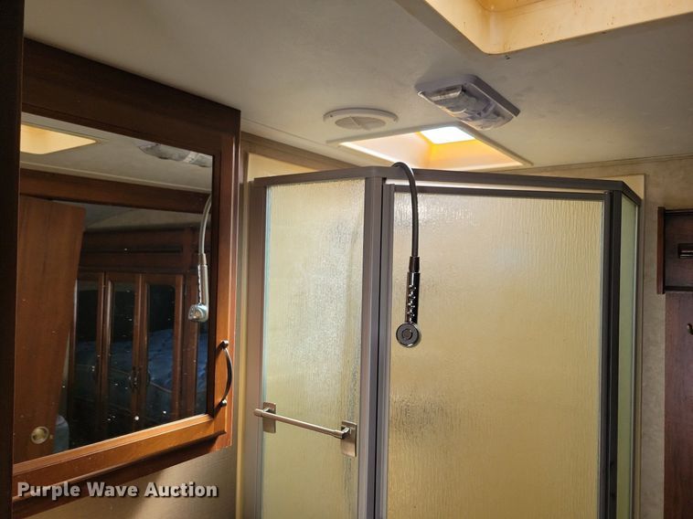 image for item DN3521 2014 Keystone Cougar X-Lite camper