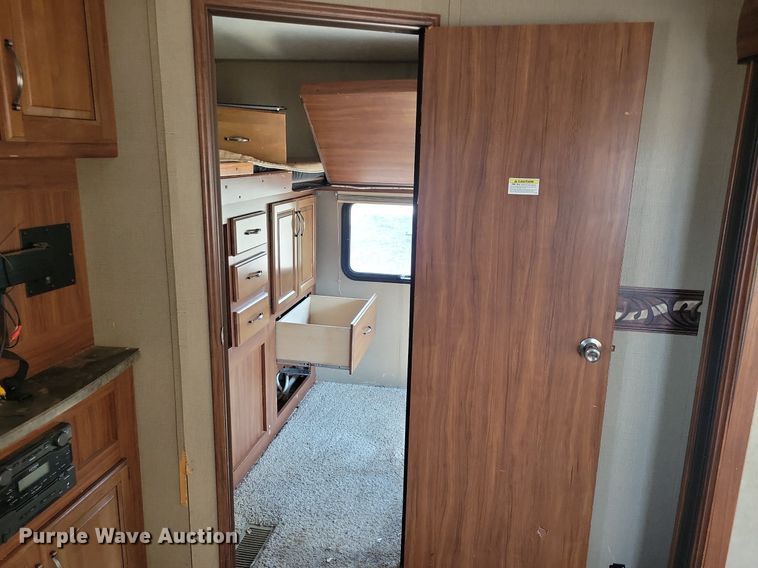 image for item DN3521 2014 Keystone Cougar X-Lite camper