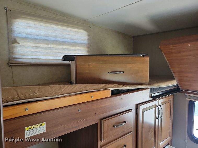 image for item DN3521 2014 Keystone Cougar X-Lite camper