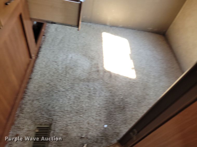 image for item DN3521 2014 Keystone Cougar X-Lite camper