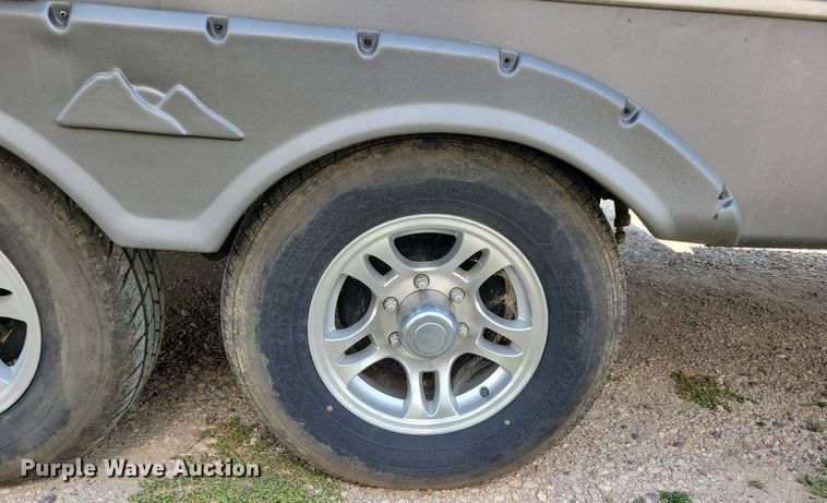 image for item DN3521 2014 Keystone Cougar X-Lite camper