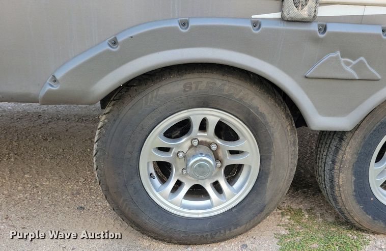 image for item DN3521 2014 Keystone Cougar X-Lite camper