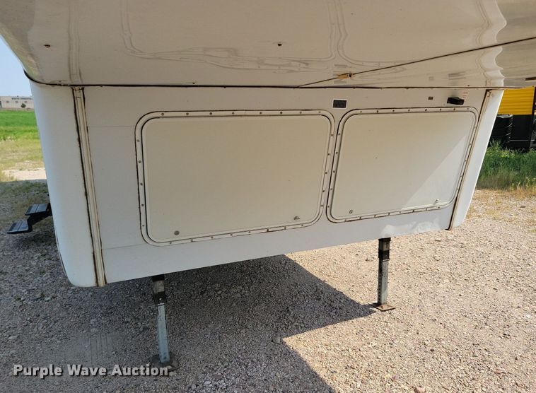 image for item DN3522 1995 Jayco Designer Series camper