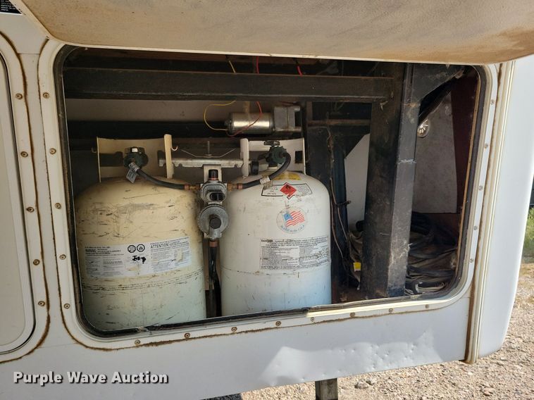 image for item DN3522 1995 Jayco Designer Series camper