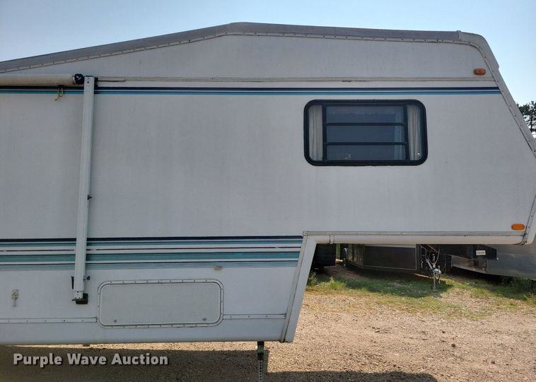 image for item DN3522 1995 Jayco Designer Series camper