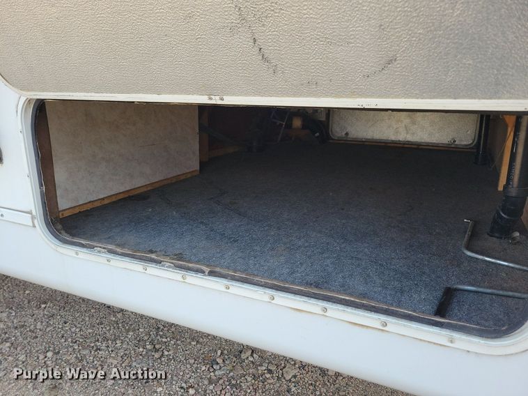 image for item DN3522 1995 Jayco Designer Series camper