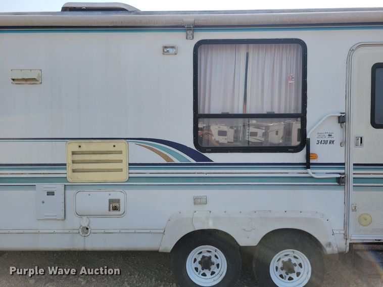 image for item DN3522 1995 Jayco Designer Series camper